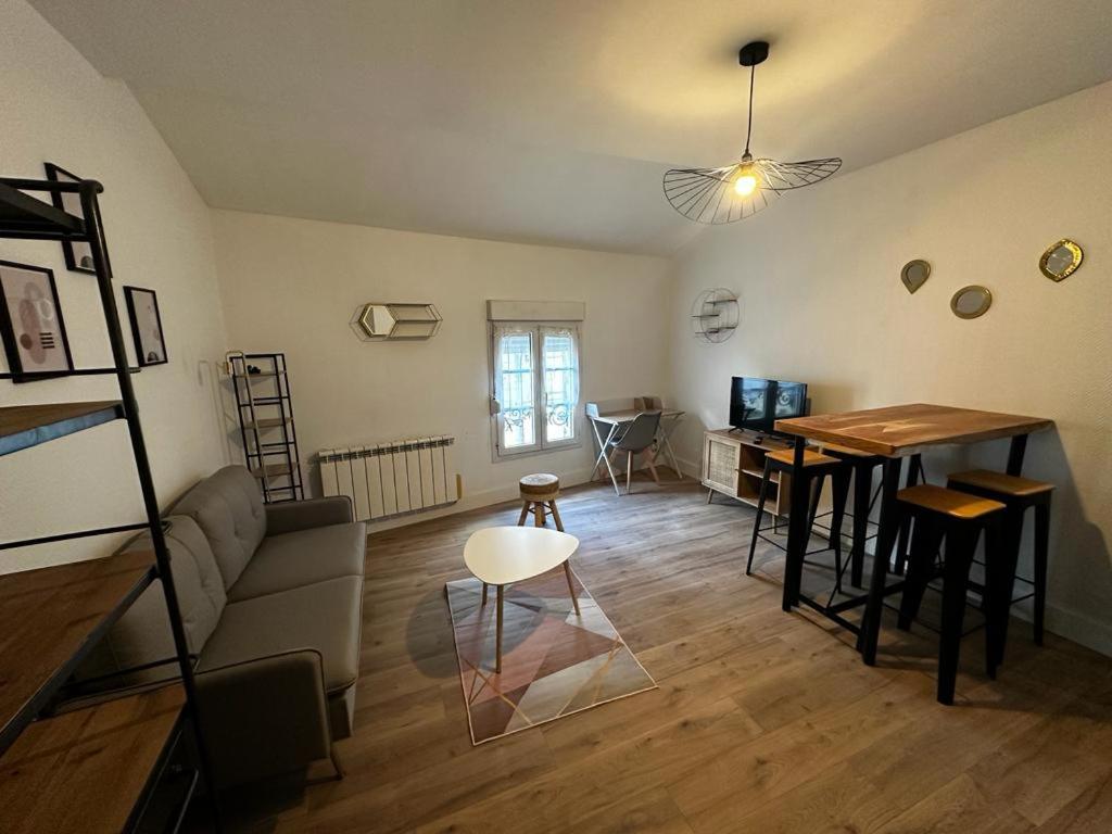 Appartamento Le Petit Rempart Niort Esterno foto